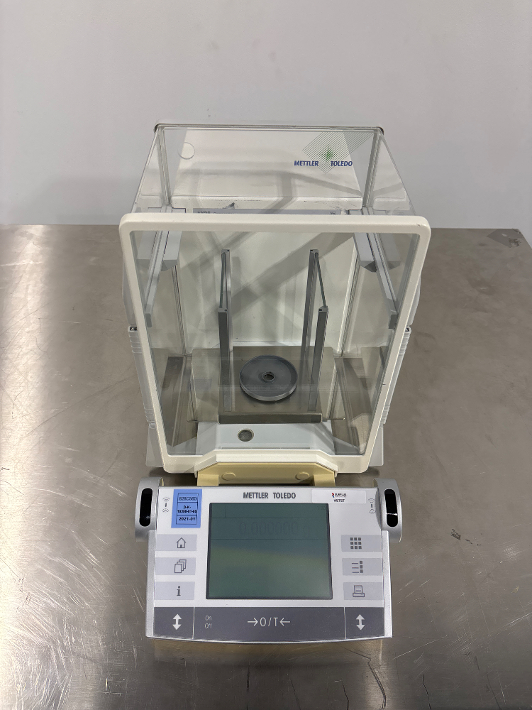 Image of Mettler Toledo AX26 Balance